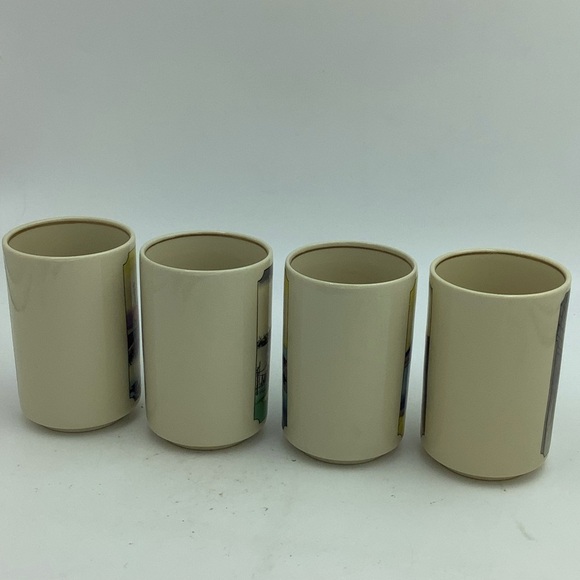 Four Japanese Scenes Sake Cups - Picture 4 of 13